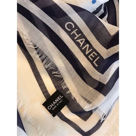 chanel scarf wool.